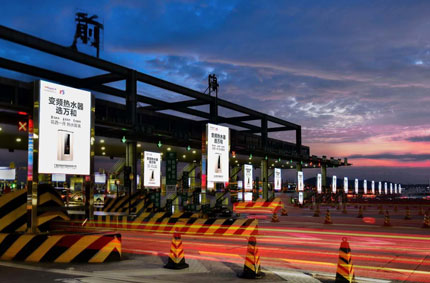 LED燈桿屏+智慧燈桿：城市實現(xiàn)信息化、數(shù)字化重要的突破口